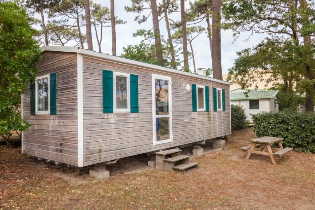 Overcoming the Challenges of Moving Older Mobile Homes